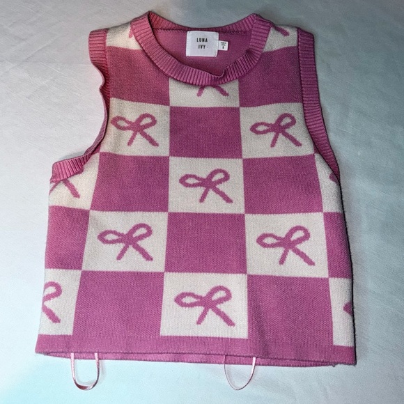 Luna Ivy Tops - Luna Ivy Pink Bow Checkered Sweater Vest Women’s Small Preppy Coquette